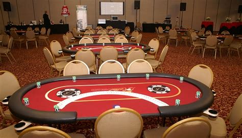 Poker Table Rentals by Royal Casino Parties .